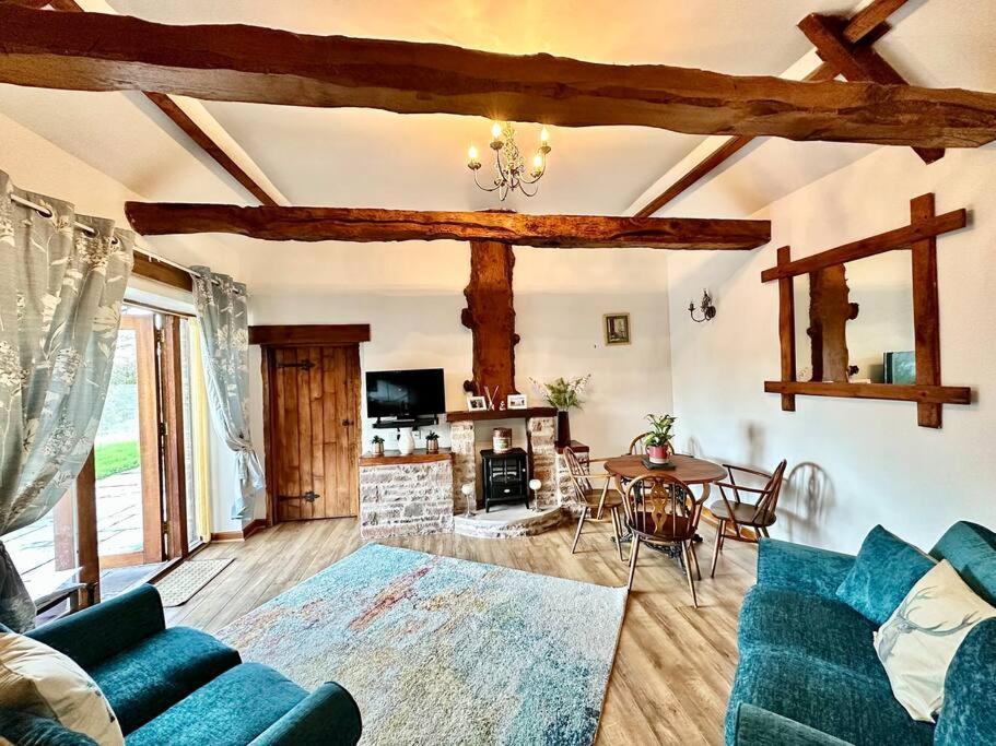Villa Detached One Level Stone Barn Llangwm-Isaf Exterior foto